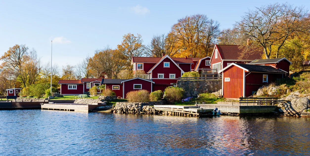 Seaside lifestyle 619727100 1256x838.jpeg